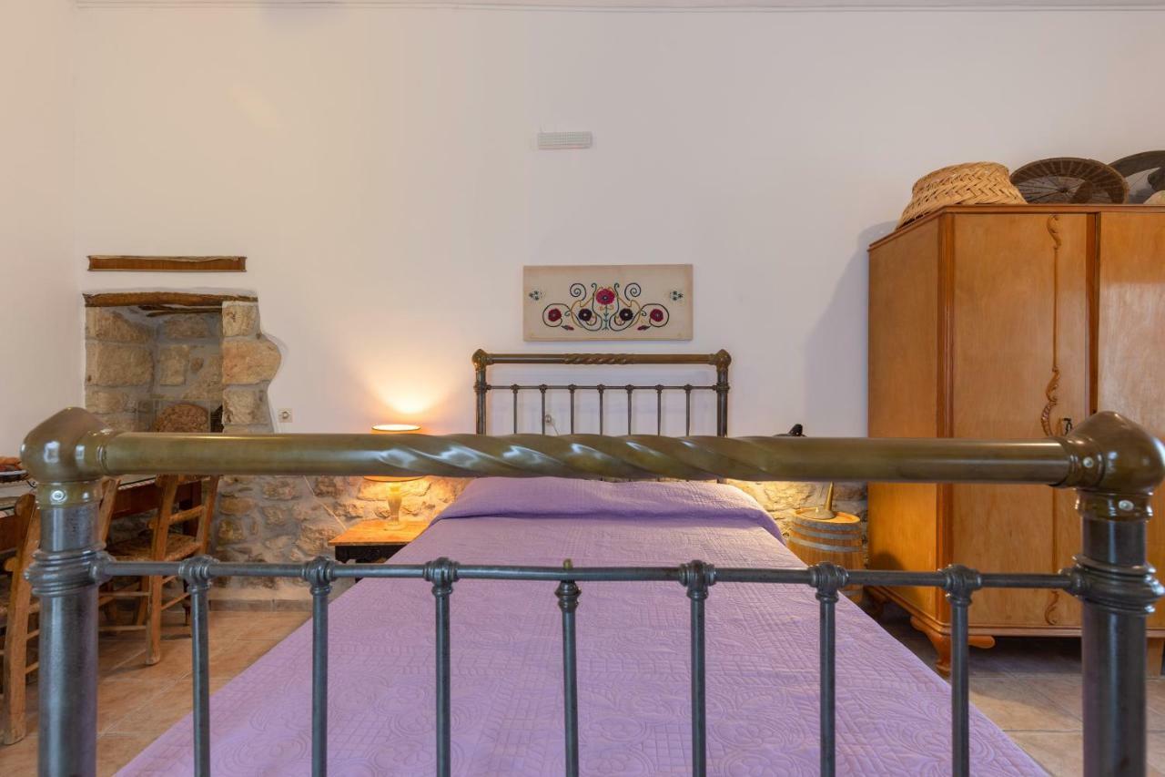 Iliopetra Studio Sivas Luaran gambar