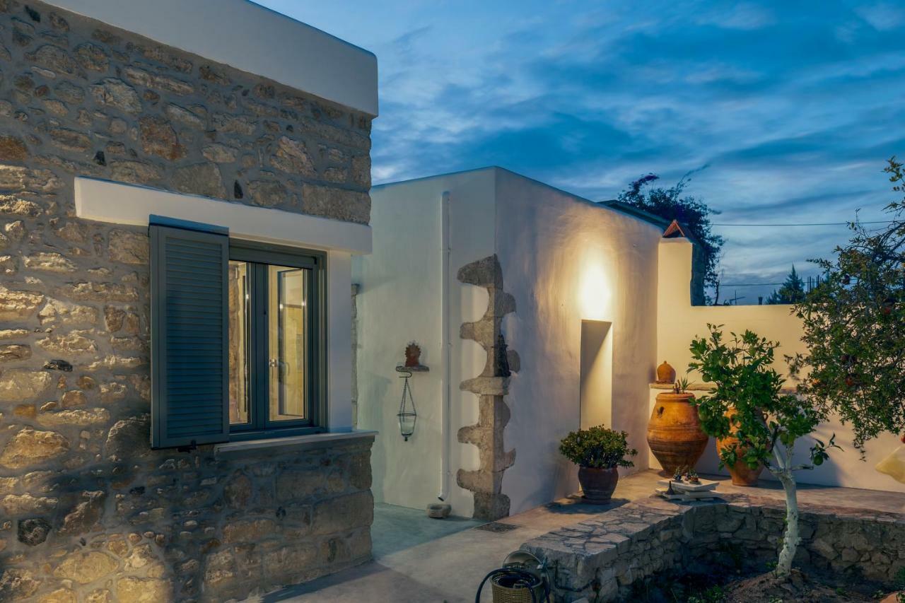 Iliopetra Studio Sivas Luaran gambar
