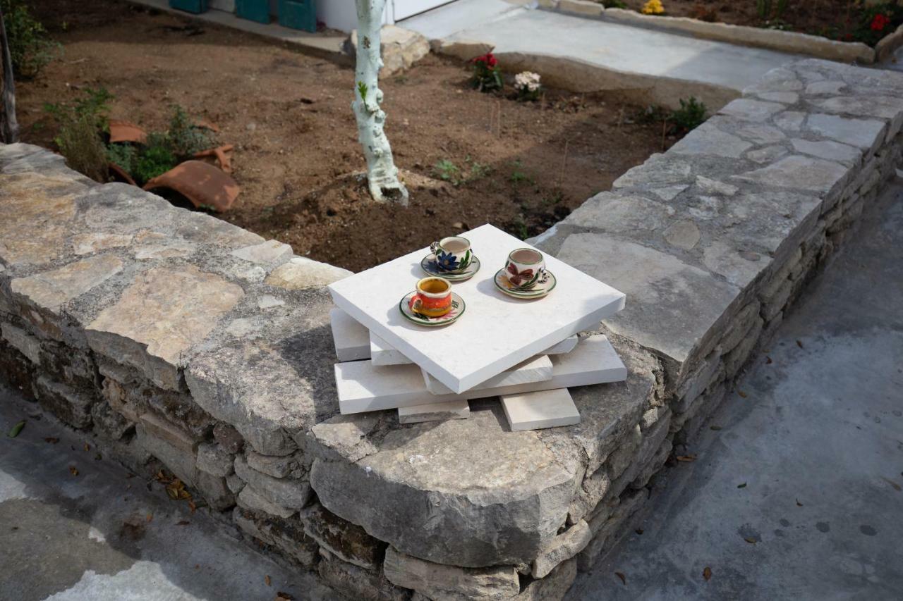 Iliopetra Studio Sivas Luaran gambar